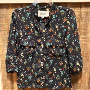 Floral Patterned Button-Up Top